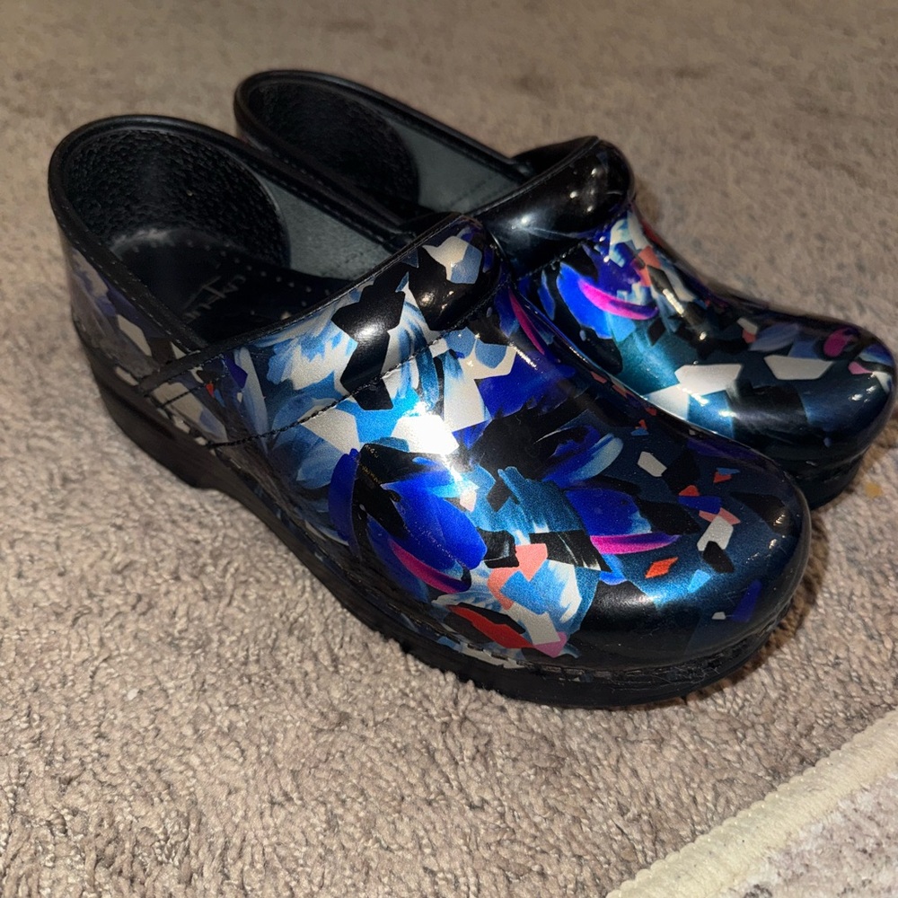Dansko Blue and Black Patterned Mules